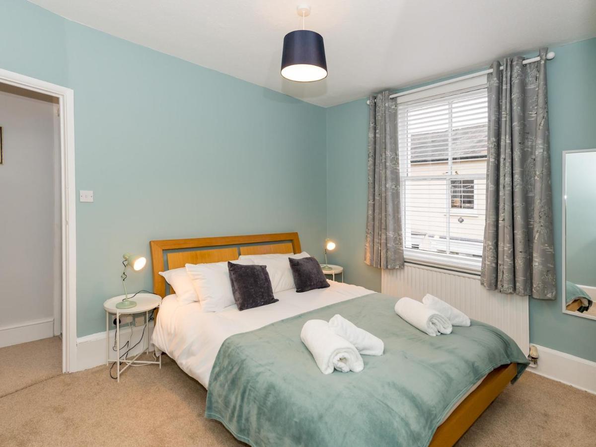 Pass The Keys 3 Storey Townhouse Shrewsbury Exterior foto